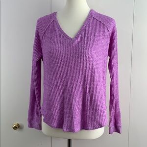 American Eagle S long sleeve V neck top purple